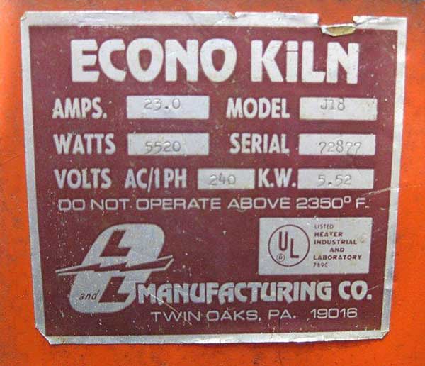 Photo of L&L Manufacturing Co Data Nameplate