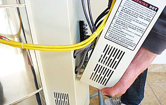 Assembly removing control box